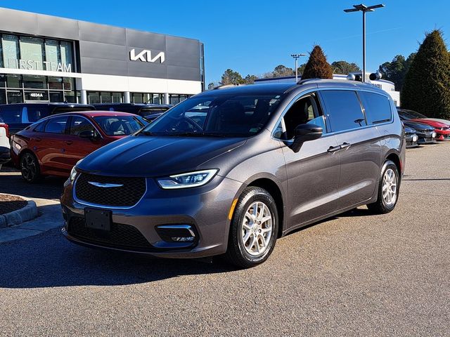 2022 Chrysler Pacifica Touring-L