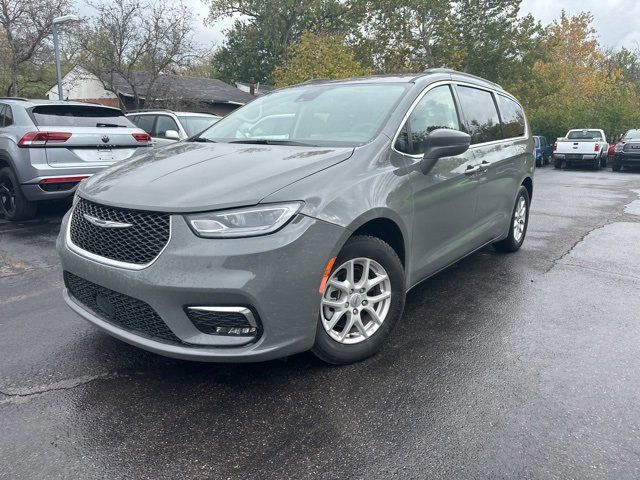 2022 Chrysler Pacifica Touring-L