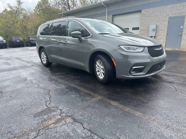 2022 Chrysler Pacifica Touring-L