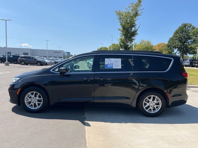 2022 Chrysler Pacifica Touring-L