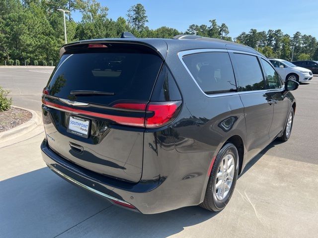 2022 Chrysler Pacifica Touring-L