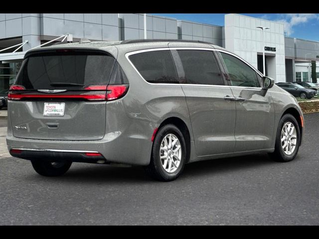 2022 Chrysler Pacifica Touring-L