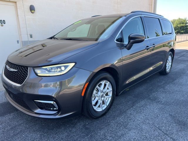 2022 Chrysler Pacifica Touring-L