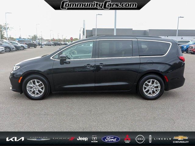 2022 Chrysler Pacifica Touring-L