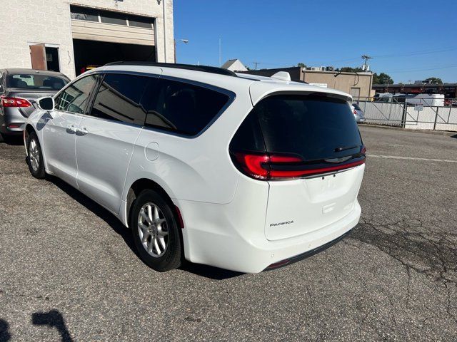 2022 Chrysler Pacifica Touring-L