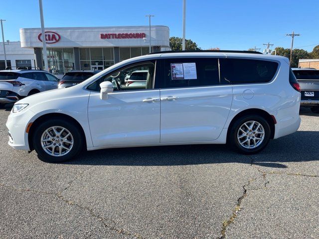 2022 Chrysler Pacifica Touring-L