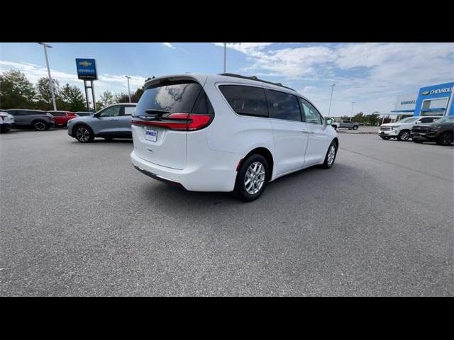 2022 Chrysler Pacifica Touring-L