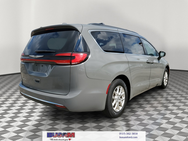 2022 Chrysler Pacifica Touring-L