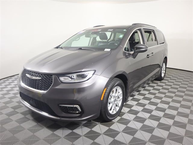 2022 Chrysler Pacifica Touring-L