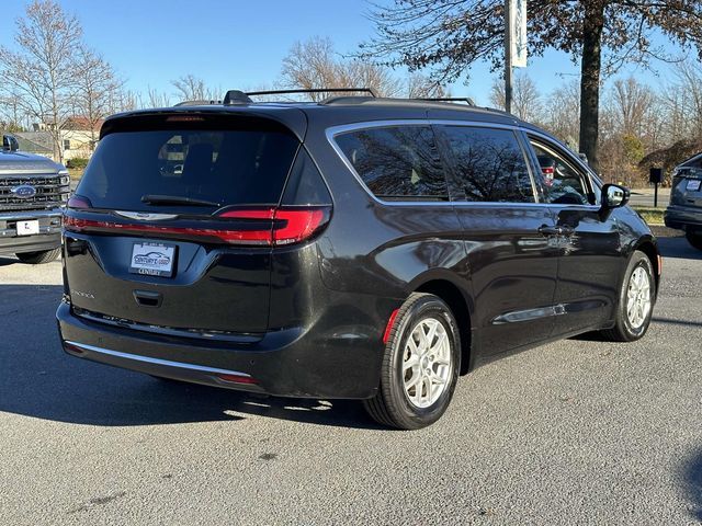 2022 Chrysler Pacifica Touring-L