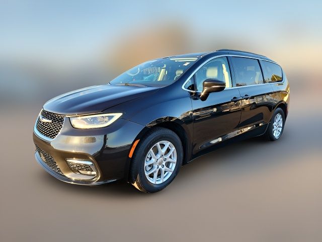 2022 Chrysler Pacifica Touring-L