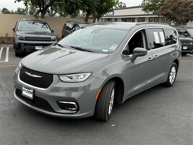 2022 Chrysler Pacifica Touring-L