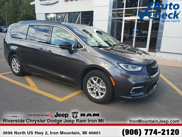 2022 Chrysler Pacifica Touring-L