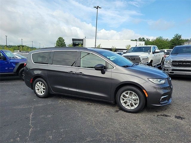 2022 Chrysler Pacifica Touring-L