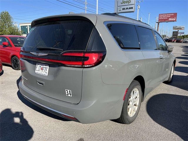 2022 Chrysler Pacifica Touring-L