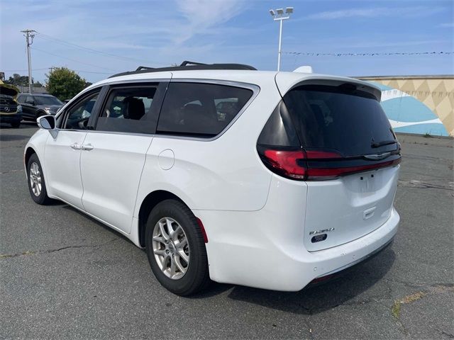 2022 Chrysler Pacifica Touring-L