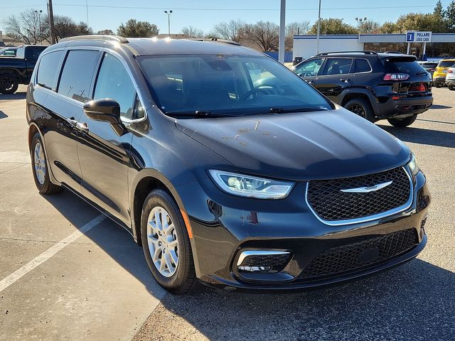 2022 Chrysler Pacifica Touring-L