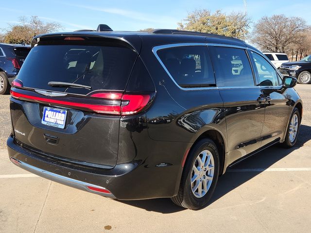 2022 Chrysler Pacifica Touring-L