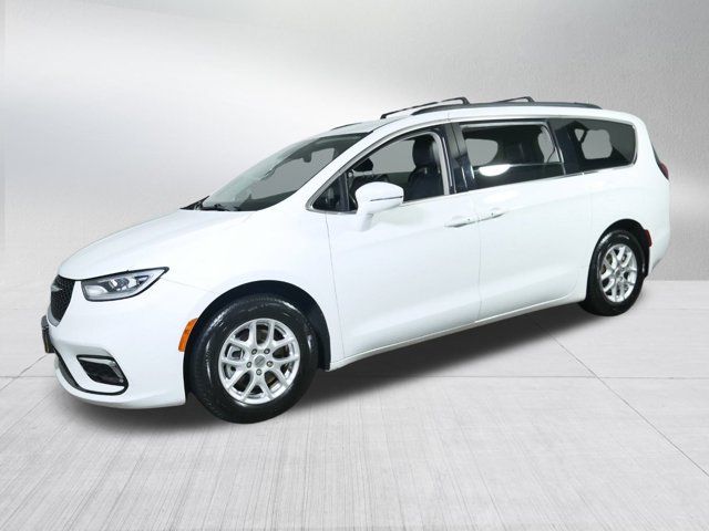 2022 Chrysler Pacifica Touring-L