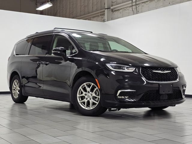 2022 Chrysler Pacifica Touring-L