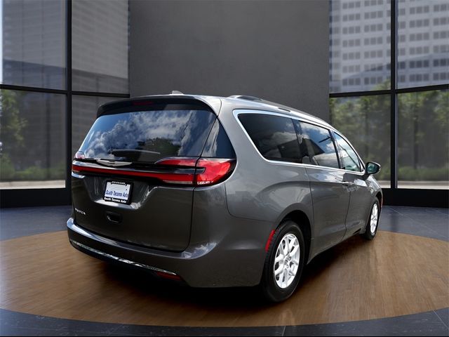 2022 Chrysler Pacifica Touring-L