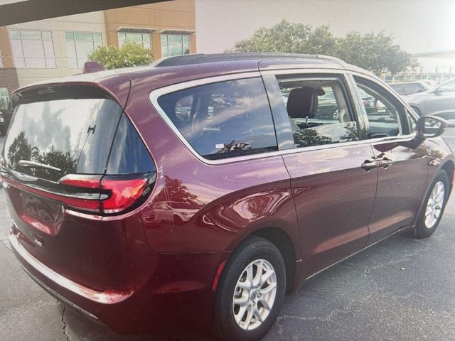 2022 Chrysler Pacifica Touring-L