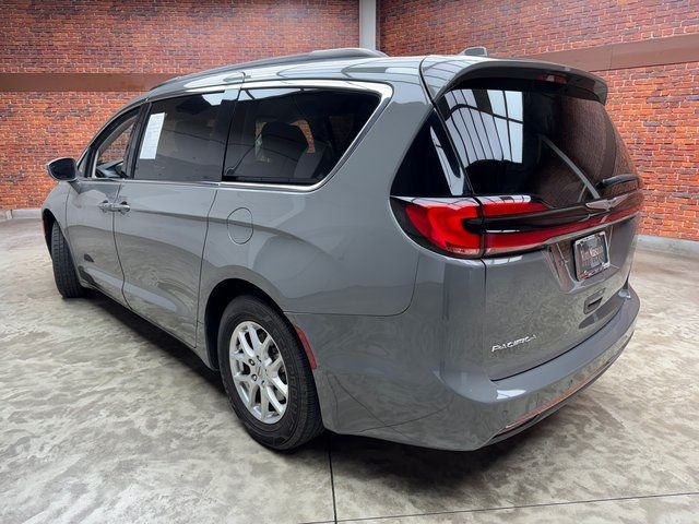 2022 Chrysler Pacifica Touring-L