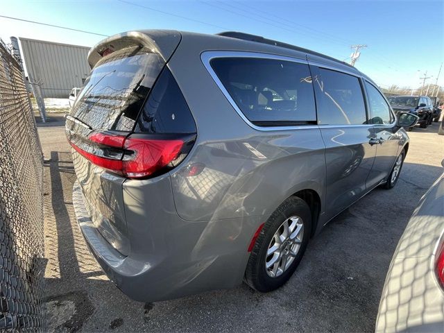 2022 Chrysler Pacifica Touring-L