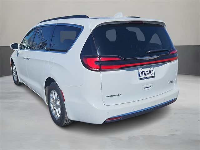 2022 Chrysler Pacifica Touring-L