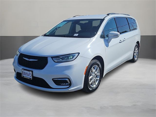 2022 Chrysler Pacifica Touring-L