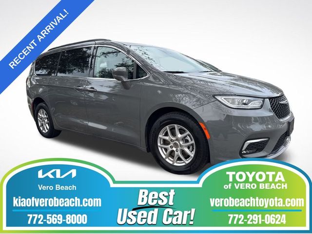 2022 Chrysler Pacifica Touring-L