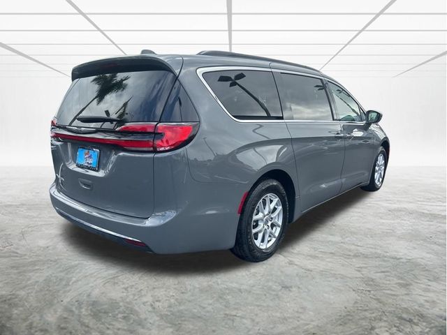 2022 Chrysler Pacifica Touring-L