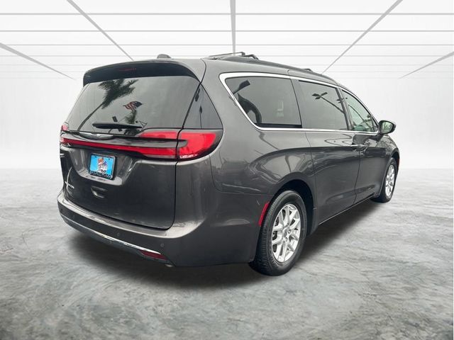 2022 Chrysler Pacifica Touring-L