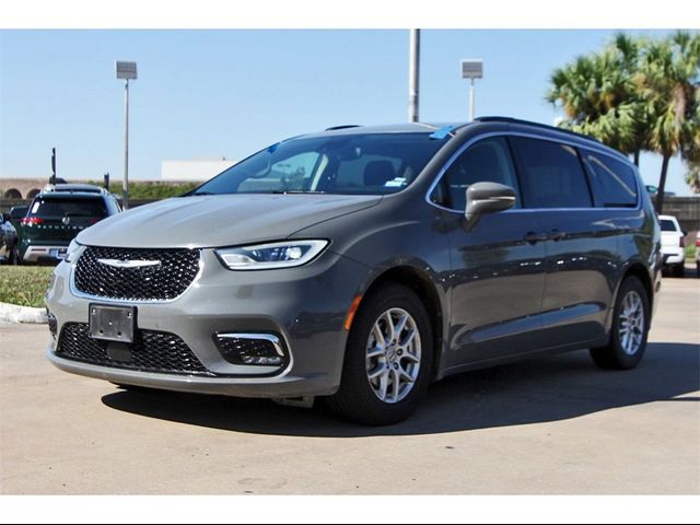 2022 Chrysler Pacifica Touring-L