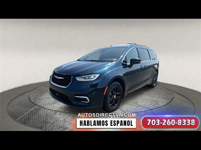 2022 Chrysler Pacifica Touring-L