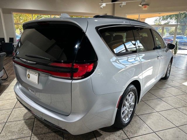 2022 Chrysler Pacifica Touring-L