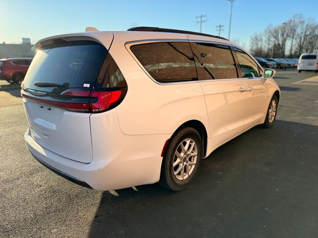 2022 Chrysler Pacifica Touring-L