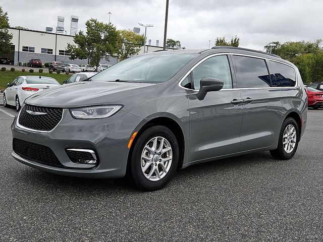 2022 Chrysler Pacifica Touring-L