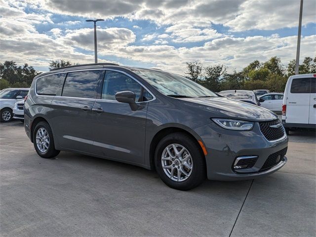 2022 Chrysler Pacifica Touring-L