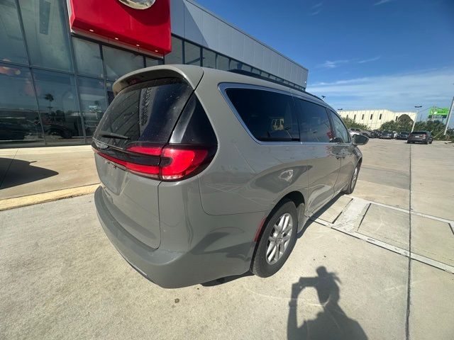 2022 Chrysler Pacifica Touring-L