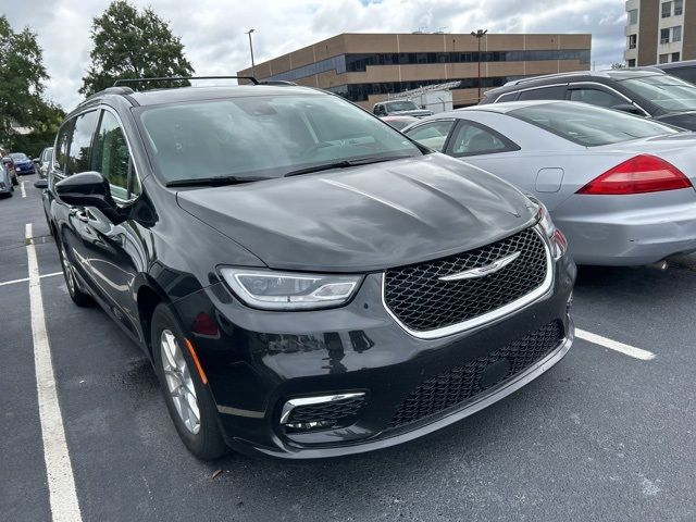 2022 Chrysler Pacifica Touring-L