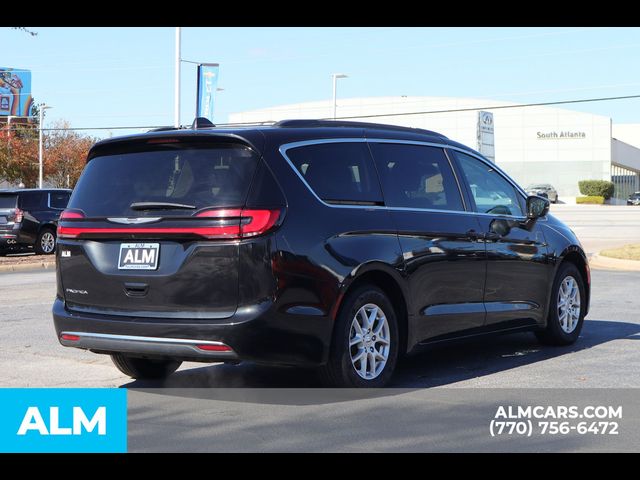 2022 Chrysler Pacifica Touring-L