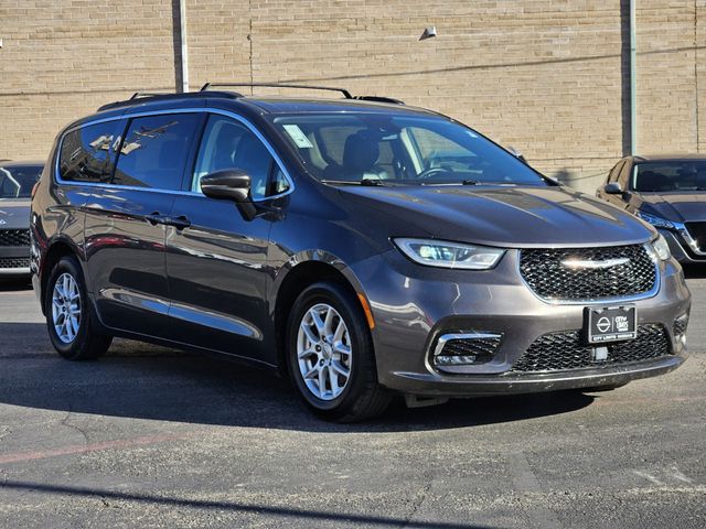 2022 Chrysler Pacifica Touring-L