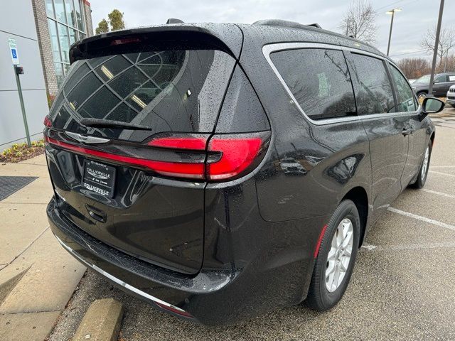 2022 Chrysler Pacifica Touring-L