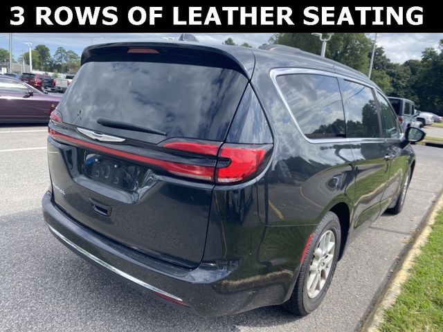 2022 Chrysler Pacifica Touring-L