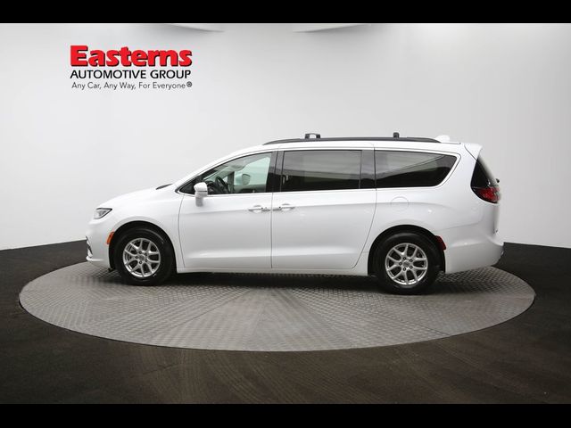 2022 Chrysler Pacifica Touring-L