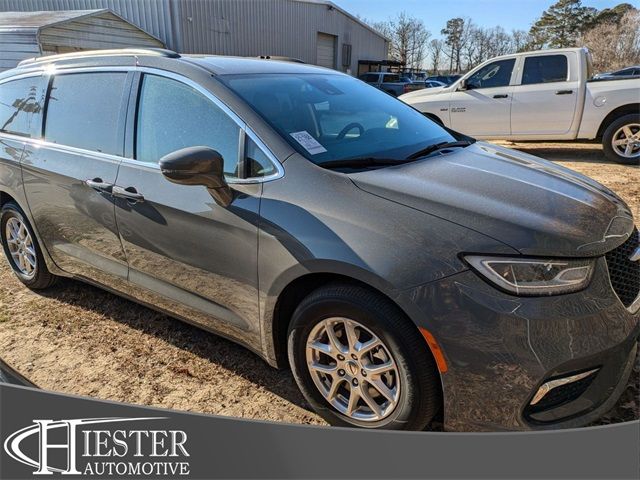 2022 Chrysler Pacifica Touring-L