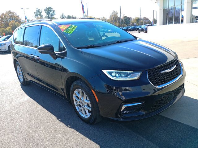 2022 Chrysler Pacifica Touring-L