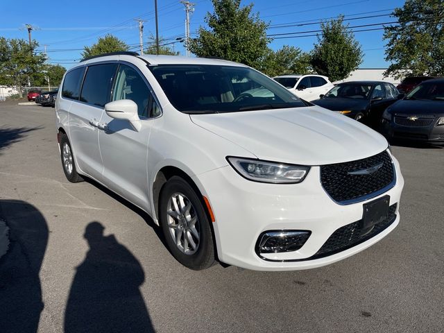 2022 Chrysler Pacifica Touring-L