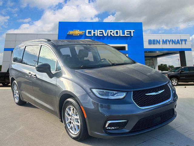 2022 Chrysler Pacifica Touring-L